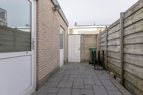 Medium property photo - Van Limburg Stirumstraat 13, 1781 VA Den Helder